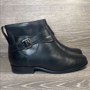 LL Bean Westport Black Leather Women’s Sz 8.5W(D) Pull On Buckle Zip Ankle Boot